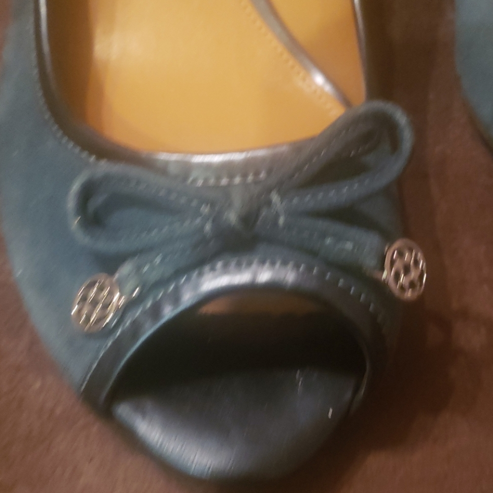 PRIVATE LISTING COACH SUEDE TEAL WEDGE HEELS 9 - Picture 3 of 10